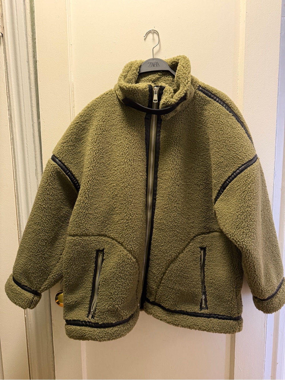 Abercrombie & Fitch- Olive Green Sherpa Jacket with Zip Pockets